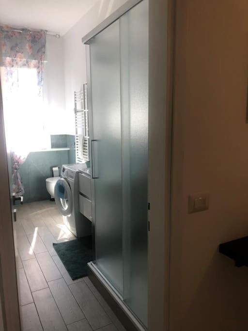 Appartamento Veronica, Per Lavoro E Relax Corsico Exteriör bild