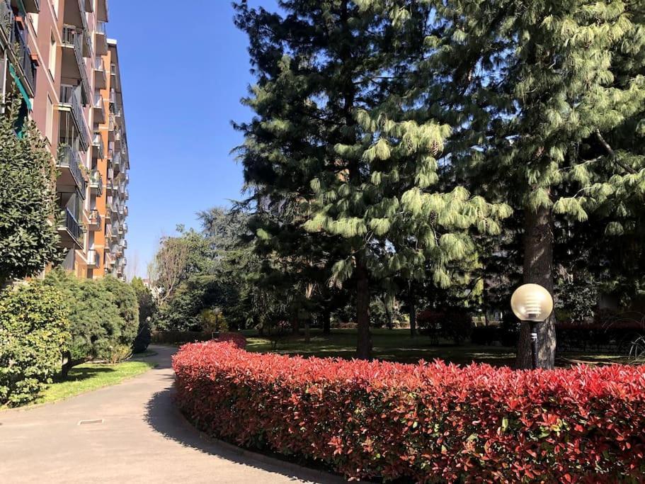 Appartamento Veronica, Per Lavoro E Relax Corsico Exteriör bild