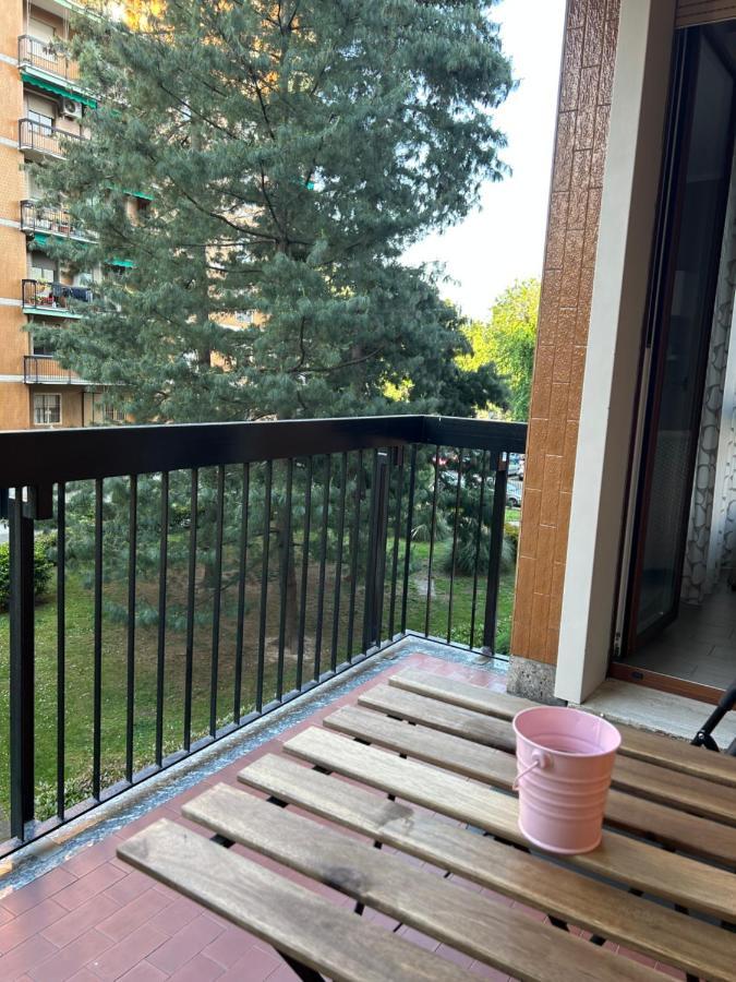 Appartamento Veronica, Per Lavoro E Relax Corsico Exteriör bild