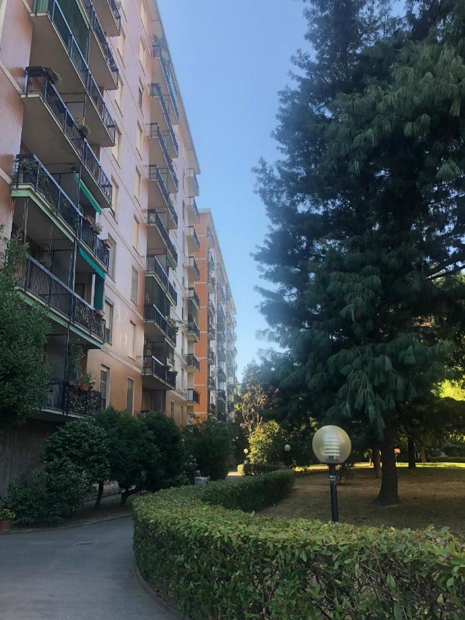 Appartamento Veronica, Per Lavoro E Relax Corsico Exteriör bild